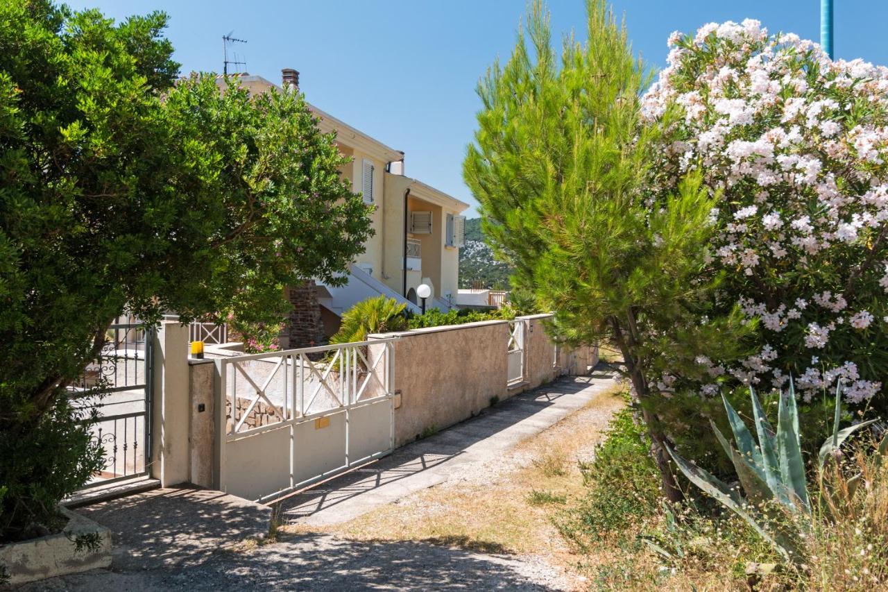 Ferienwohnung Una Veranda Sul Mare Cala Gonone Exterior foto